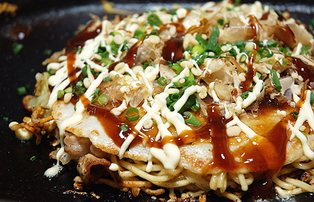 http://shizuokagourmet.files.wordpress.com/2009/08/okonomiyaki-hiroshima-recipe-1.jpg%253Fw%253D450%2526h%253D290?w=450&h=290
